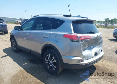 2016 Toyota Rav4 Le z USA, uszkodzony, nr VIN 2T3ZFREV3GW264382